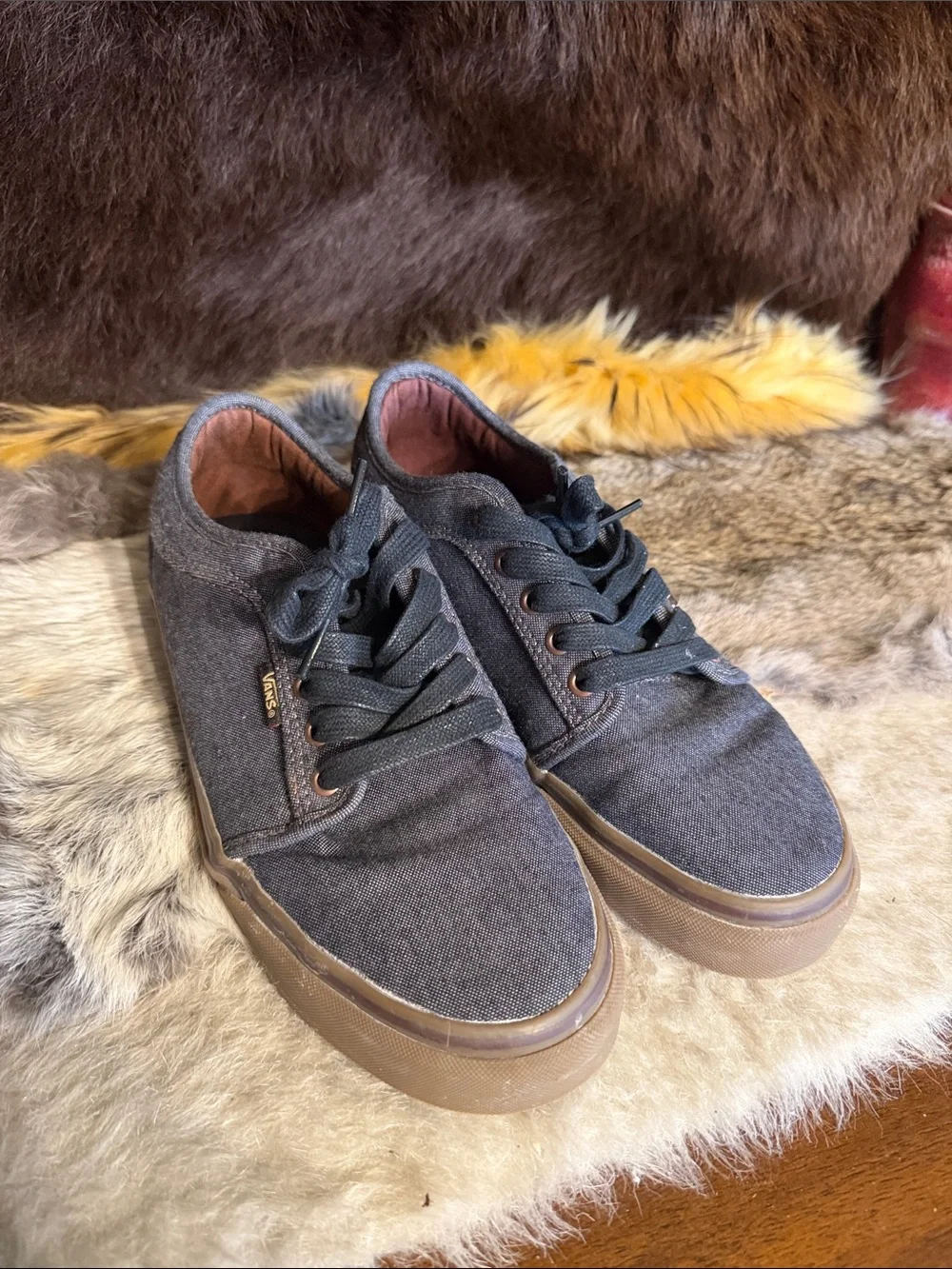 Vans Men's Gray Canvas Sneakers with Brown Gum Sole 9 (5240)